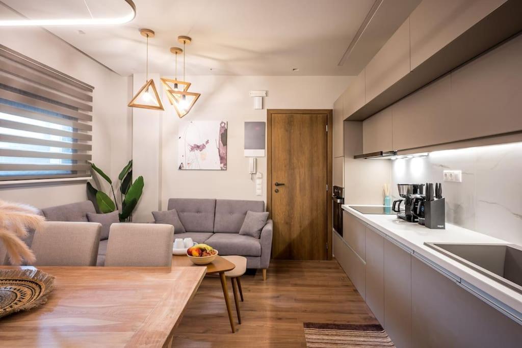 Amalia'S Luxury Apartment 2 이라클리온 외부 사진